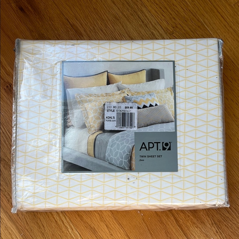 APT. 9 Twin Sheet Set - White and Yellow Geometric